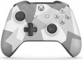 Controle Microsoft Xbox One Modelo Novo Winter Forces Camuflado com Entrada P2